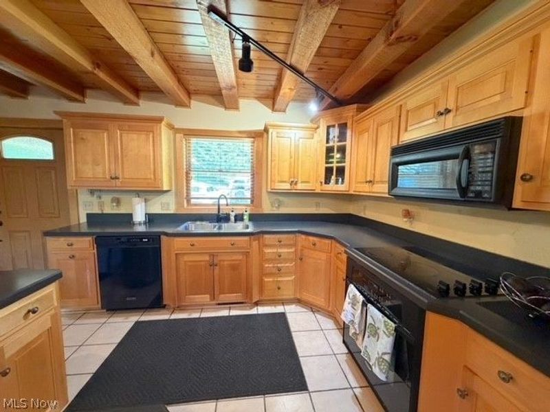 4256 Metzger Hill Road SW, Stone Creek, OH 43840 Photo 7
