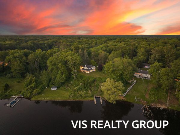 7265 S Walker Road, Spring Lake, MI 49456
