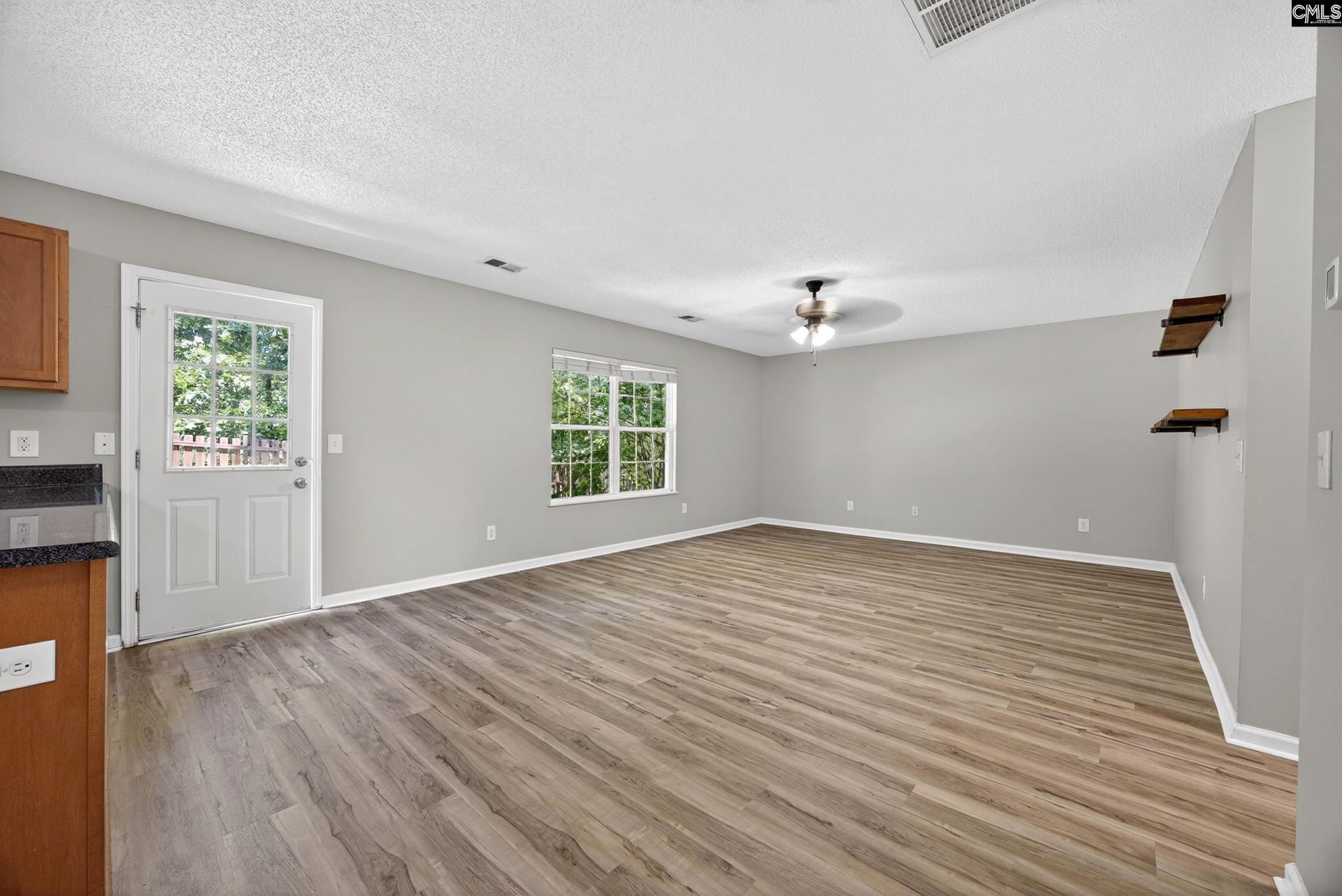 224 Walkbridge Way  Photo 13