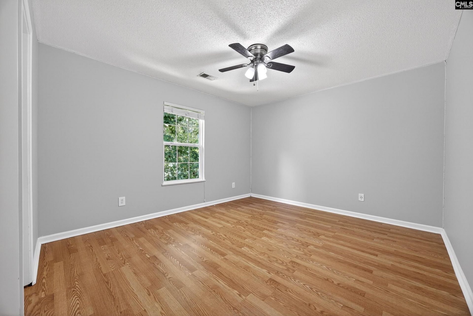 224 Walkbridge Way  Photo 37