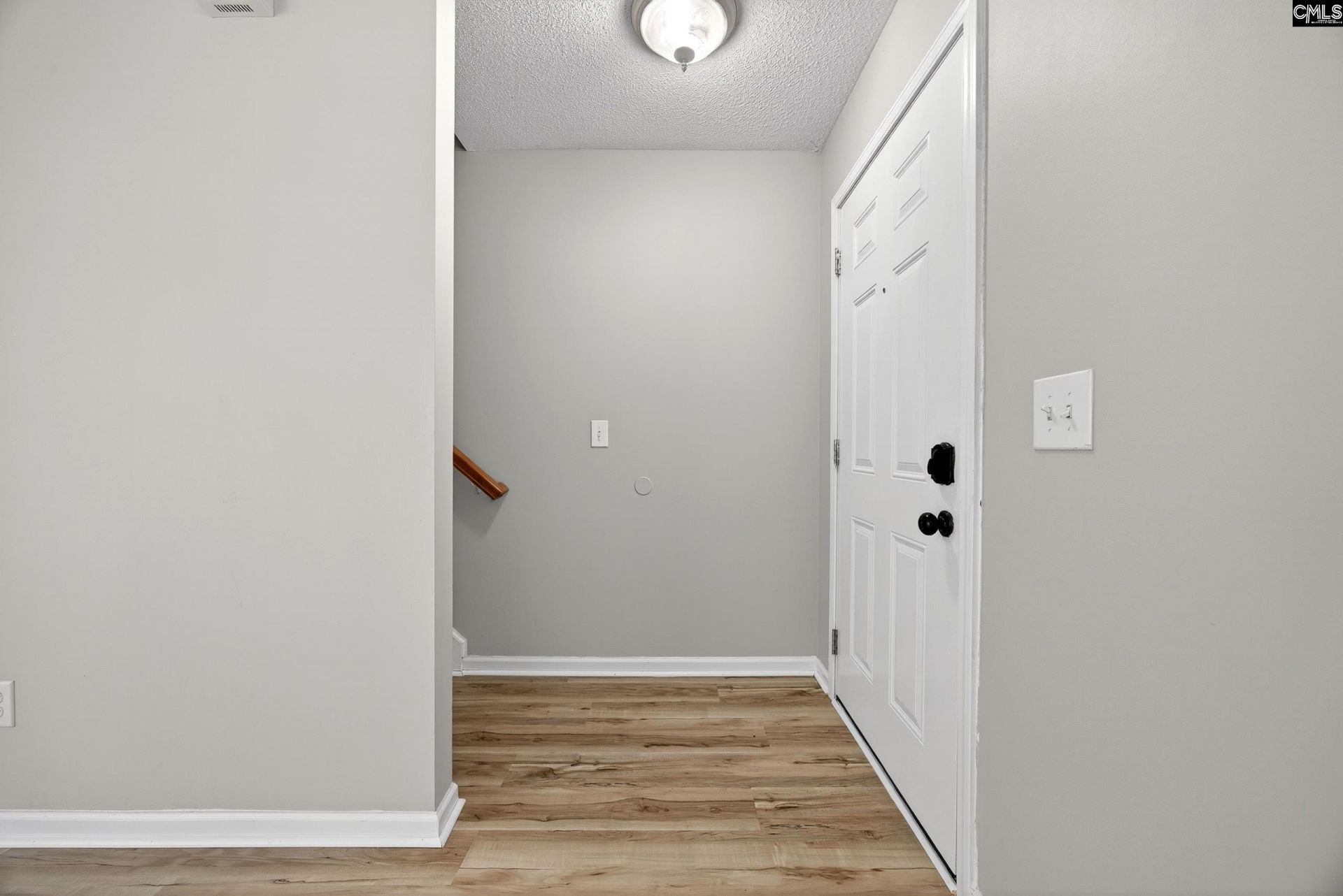 224 Walkbridge Way  Photo 4