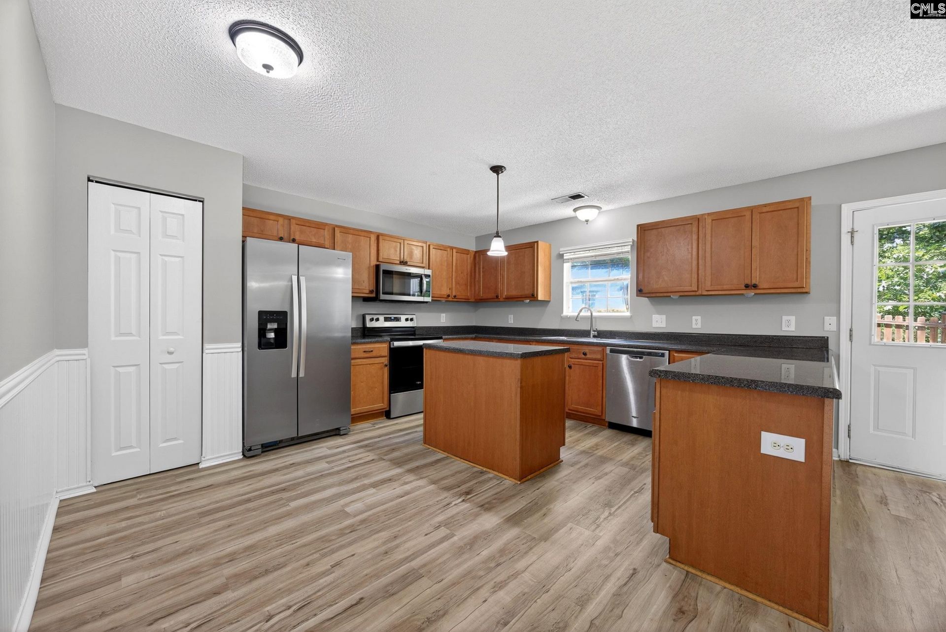 224 Walkbridge Way  Photo 8