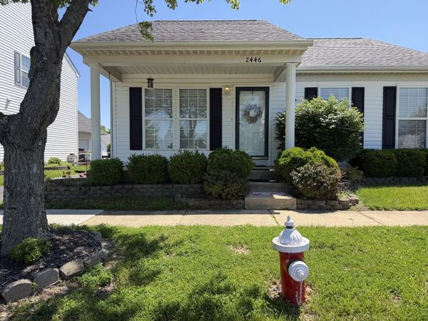 2446 Rosecrest Street , Grove City, OH 43123