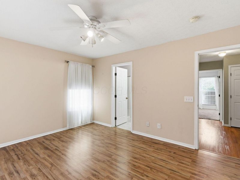 2446 Rosecrest Street , Grove City, OH 43123 Photo 17