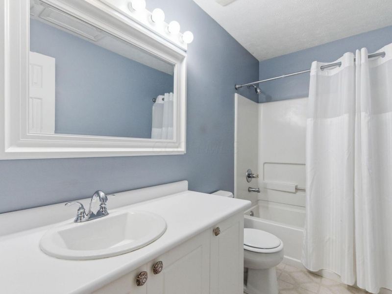 2446 Rosecrest Street , Grove City, OH 43123 Photo 24