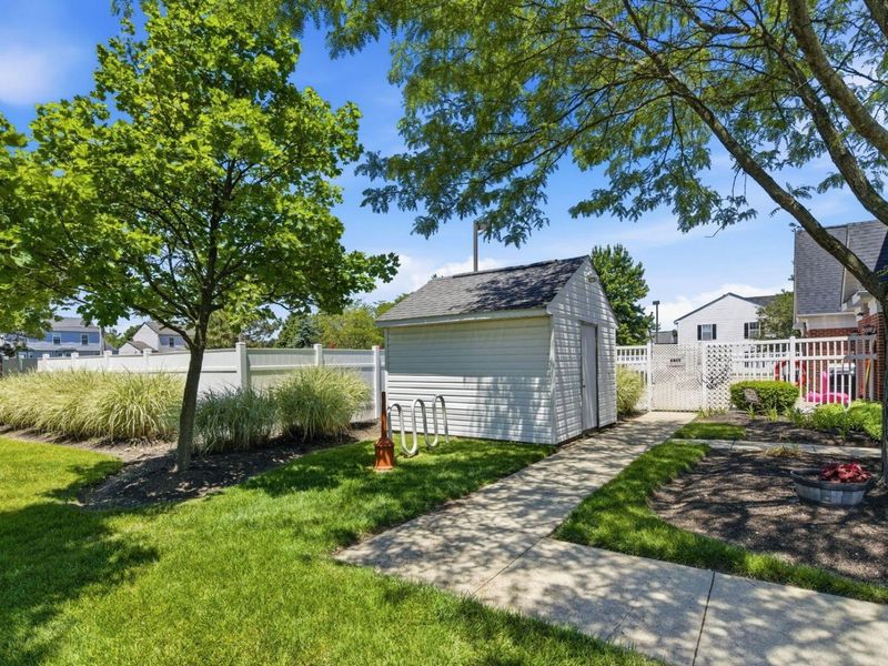2446 Rosecrest Street , Grove City, OH 43123 Photo 35