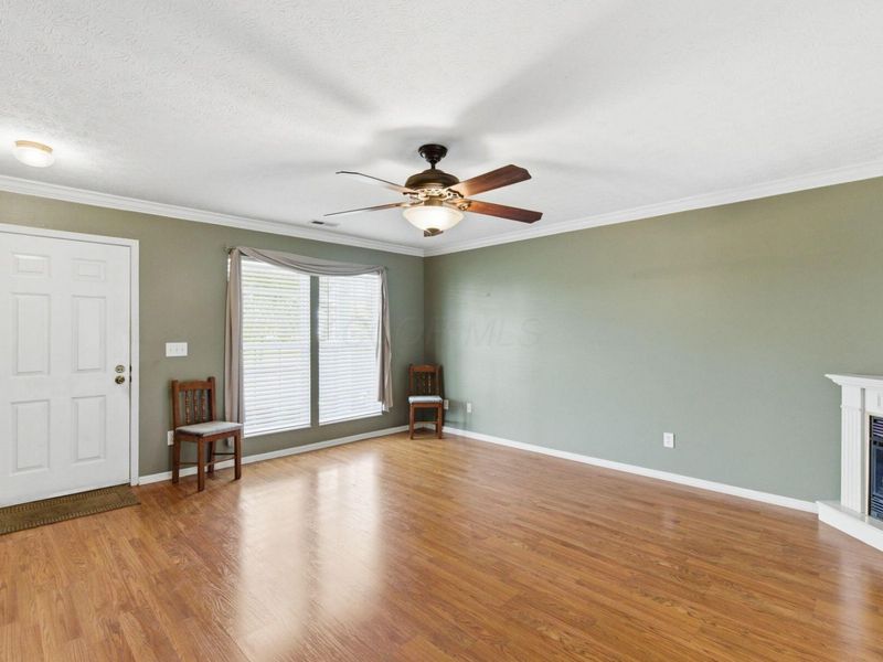 2446 Rosecrest Street , Grove City, OH 43123 Photo 6