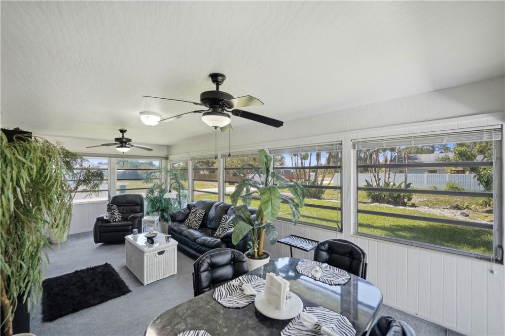 102 N Miller Drive N, Sebastian, FL 32958 Photo