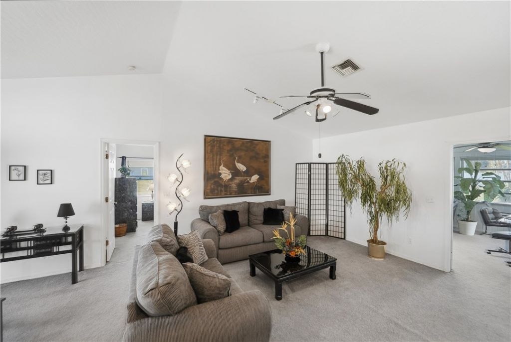 102 N Miller Drive N, Sebastian, FL 32958 Photo