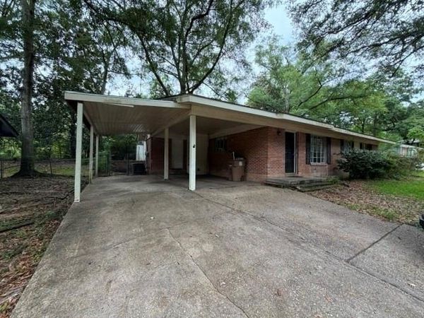 5508 Overlook Road , Mobile, AL 36618