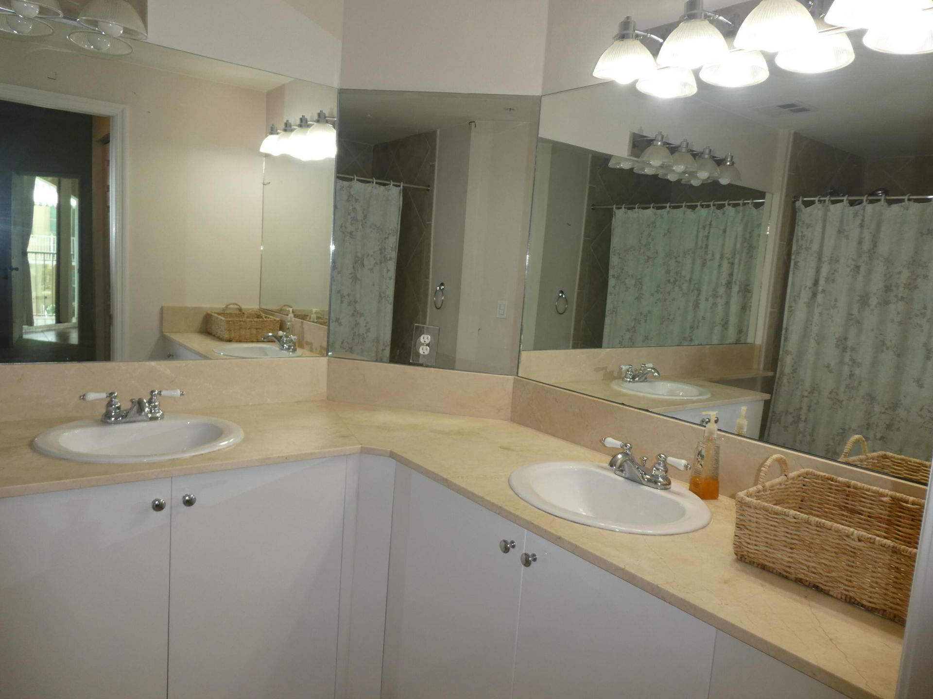804 E Windward Way, Unit 211, Lantana, FL 33462 Photo