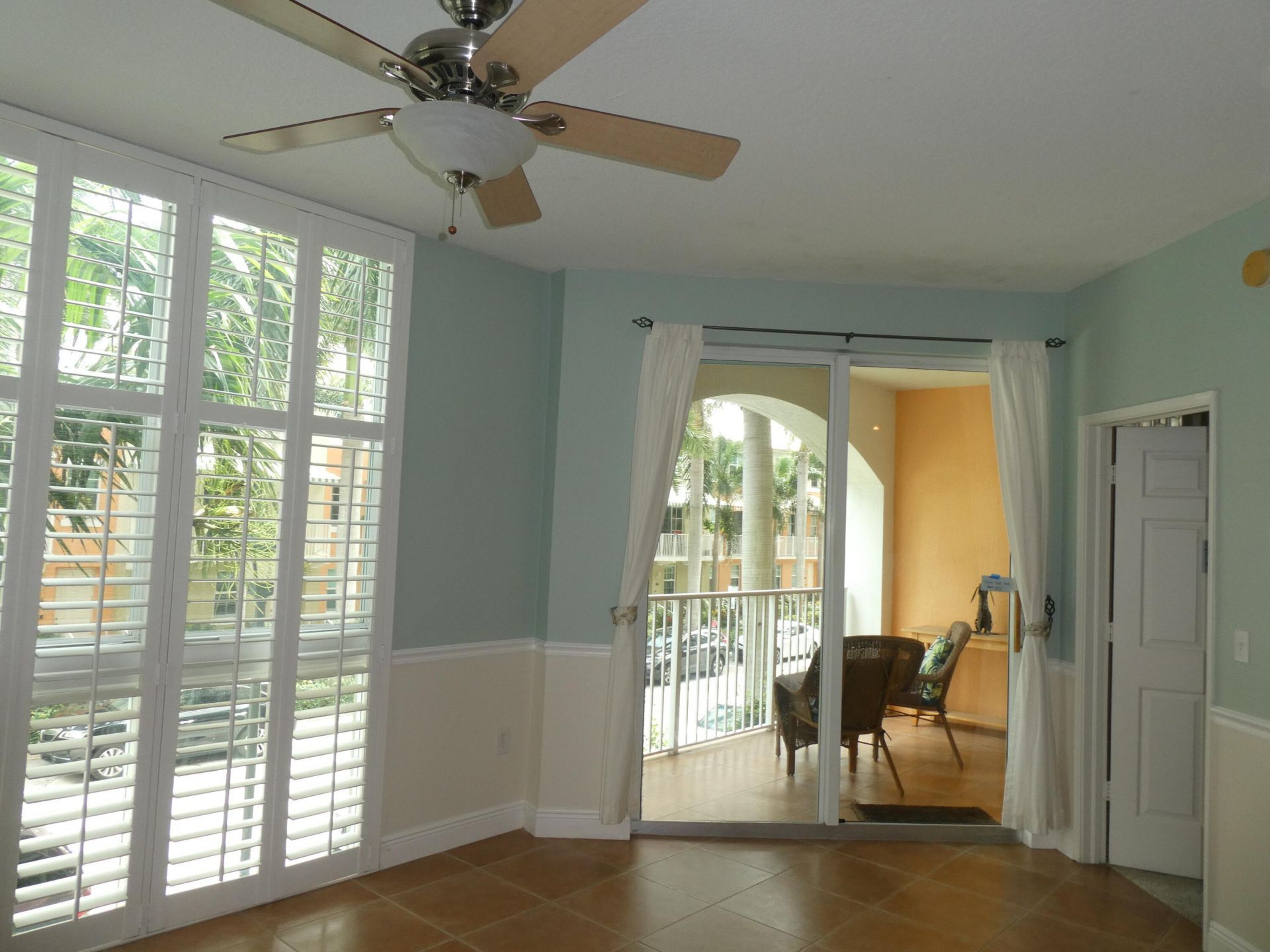 804 E Windward Way, Unit 211, Lantana, FL 33462 Photo