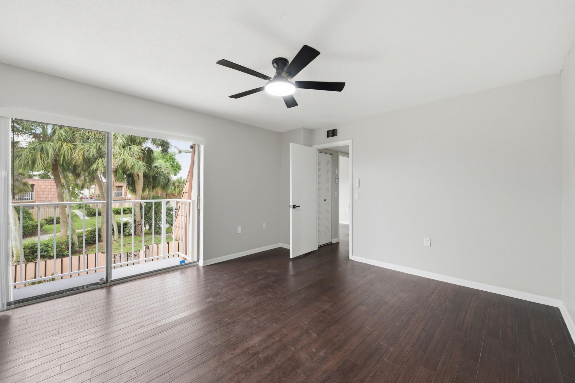 515 Green Springs Place, West Palm Beach, FL 33409 Photo