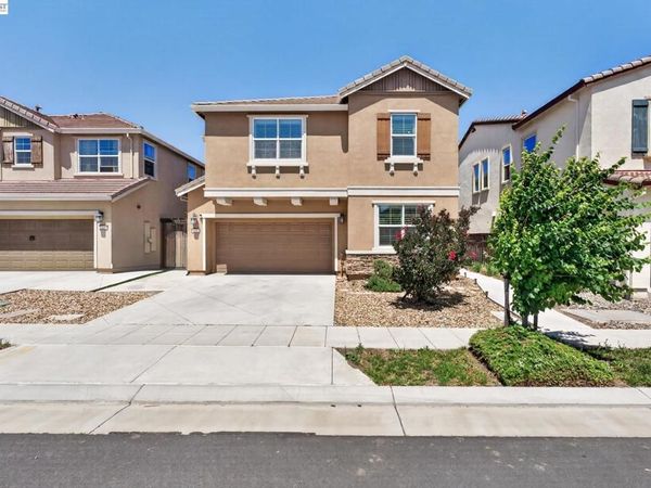 455 Leonardo Way , Mountain House, CA 95391