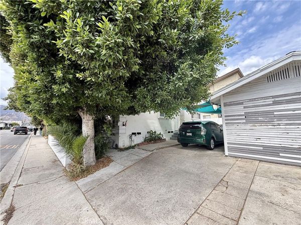 408 N Pacific Ave , Glendale, CA 91203