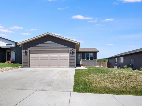 5240 COAL BANK DR, Rapid City, SD 57701