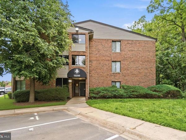 13200 CHALET PLACE, Unit 10-102, GERMANTOWN, MD 20874