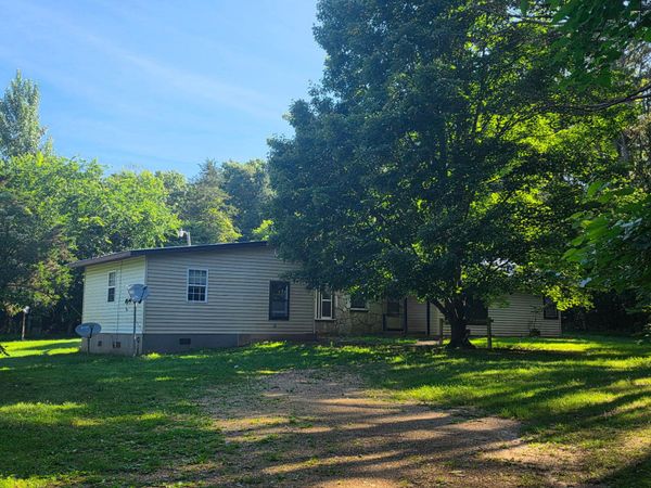 1640 County Road 203 , Alton, MO 65606