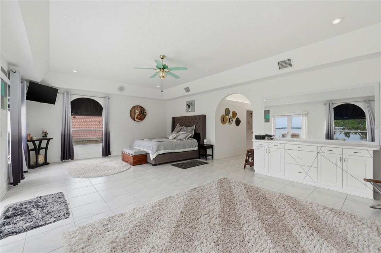 1280 W Lake Hamilton Drive, Winter Haven, FL 33881 Photo