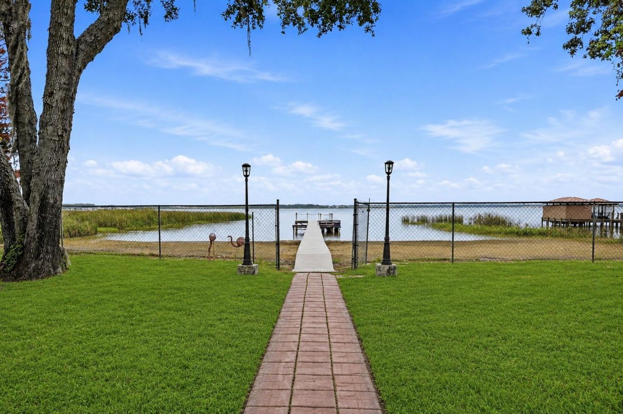 1280 W Lake Hamilton Drive, Winter Haven, FL 33881 Photo
