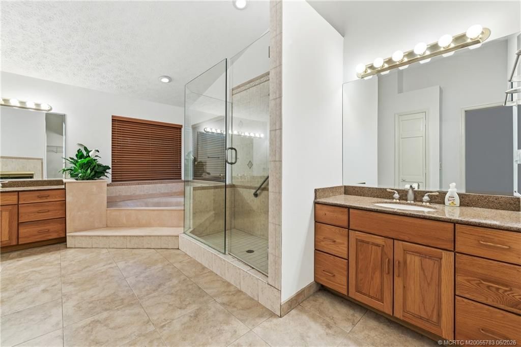 940 NE Stokes Terrace, Jensen Beach, FL 34957 Photo