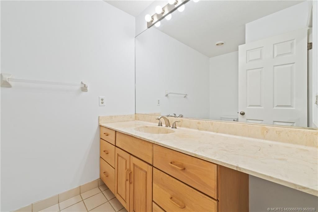 940 NE Stokes Terrace, Jensen Beach, FL 34957 Photo