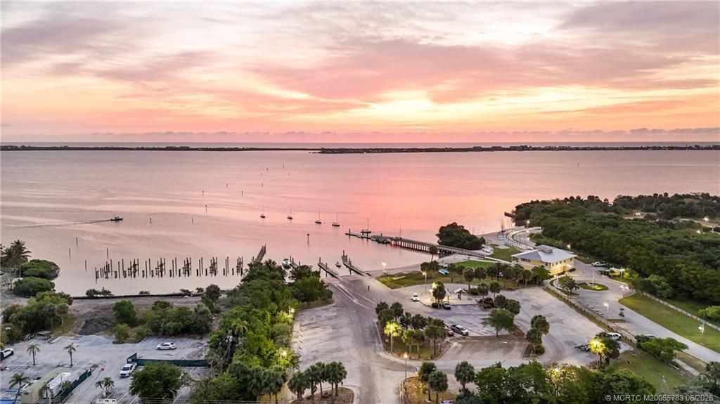 940 NE Stokes Terrace, Jensen Beach, FL 34957 Photo