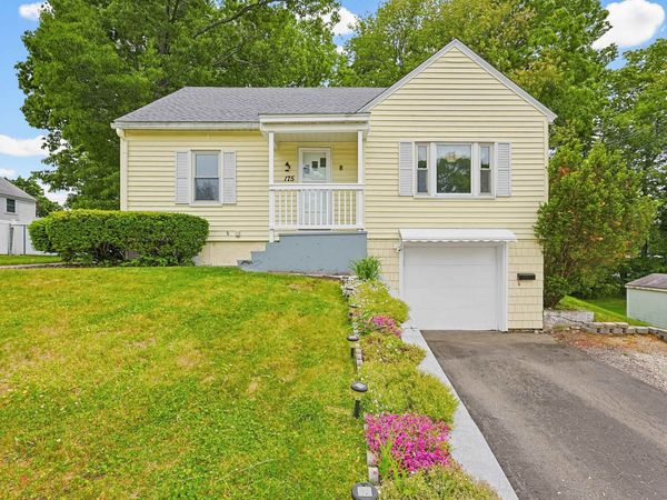 175 Peak Street, Manchester, NH 03104