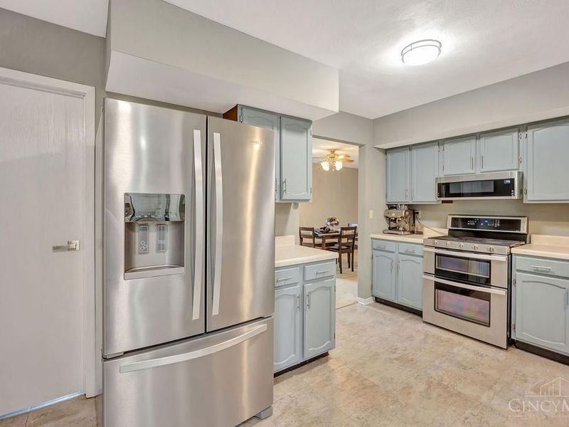 6026 Vereker Drive, Oxford, OH 45056 Photo 7