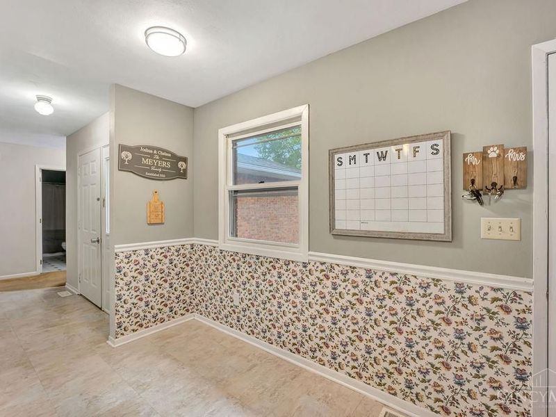 6026 Vereker Drive, Oxford, OH 45056 Photo 9