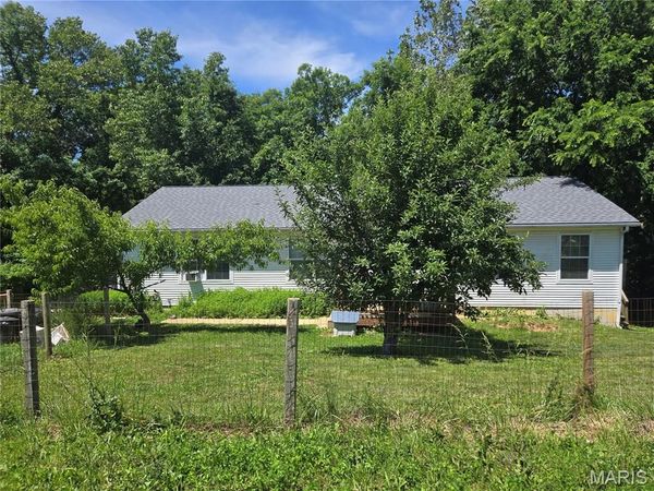 400 Julie Court , Elsberry, MO 63343