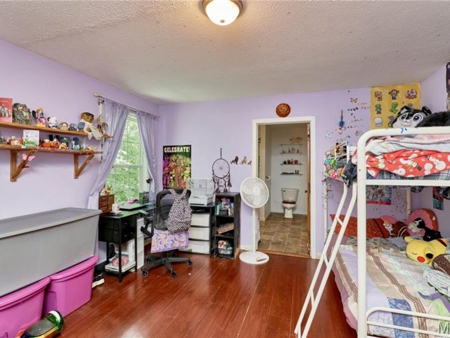 Property Image 36