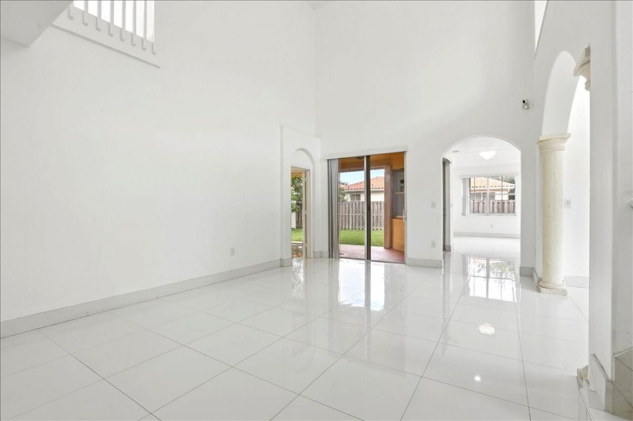 3802 SW 165th Terrace, Miramar, FL 33027 Photo
