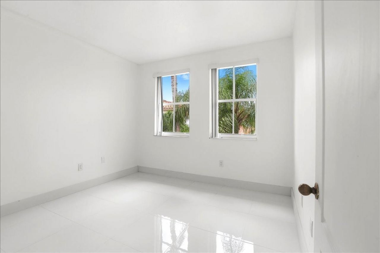 3802 SW 165th Terrace, Miramar, FL 33027 Photo