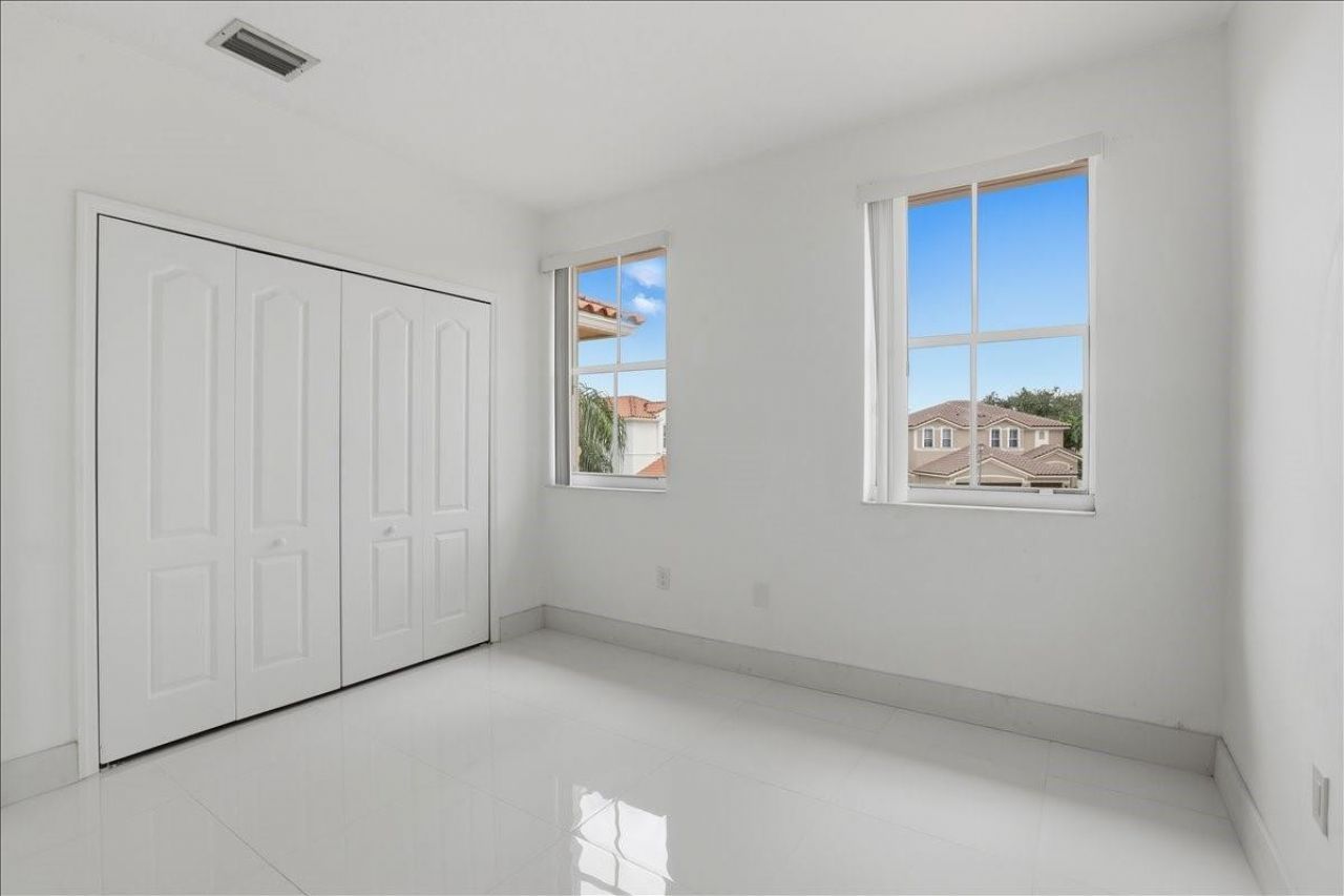 3802 SW 165th Terrace, Miramar, FL 33027 Photo