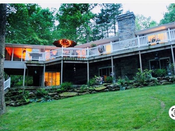 2594 W Buckhorn Drive , Millersburg, OH 44654