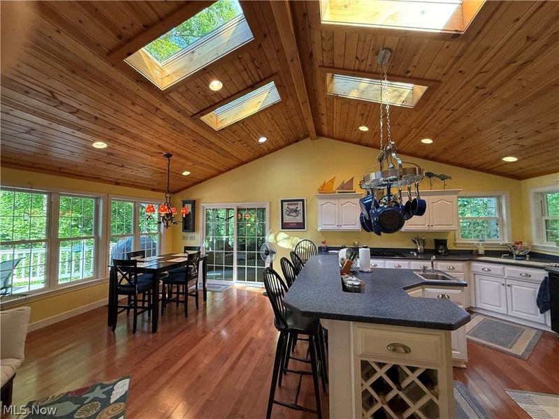 2594 W Buckhorn Drive, Millersburg, OH 44654 Photo 6