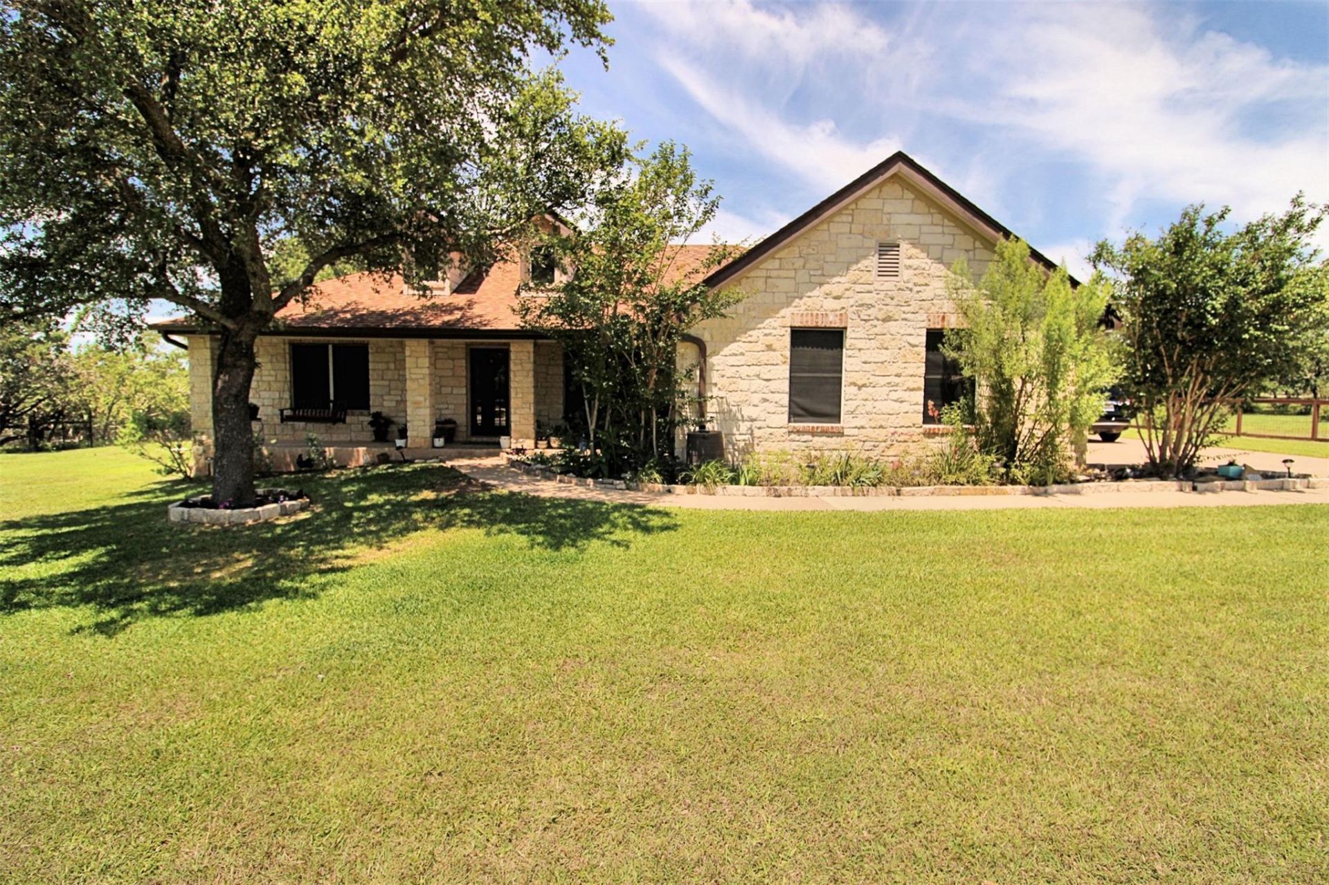 10260 Twin Lake Loop, Dripping Springs, TX 78620 Main Photo
