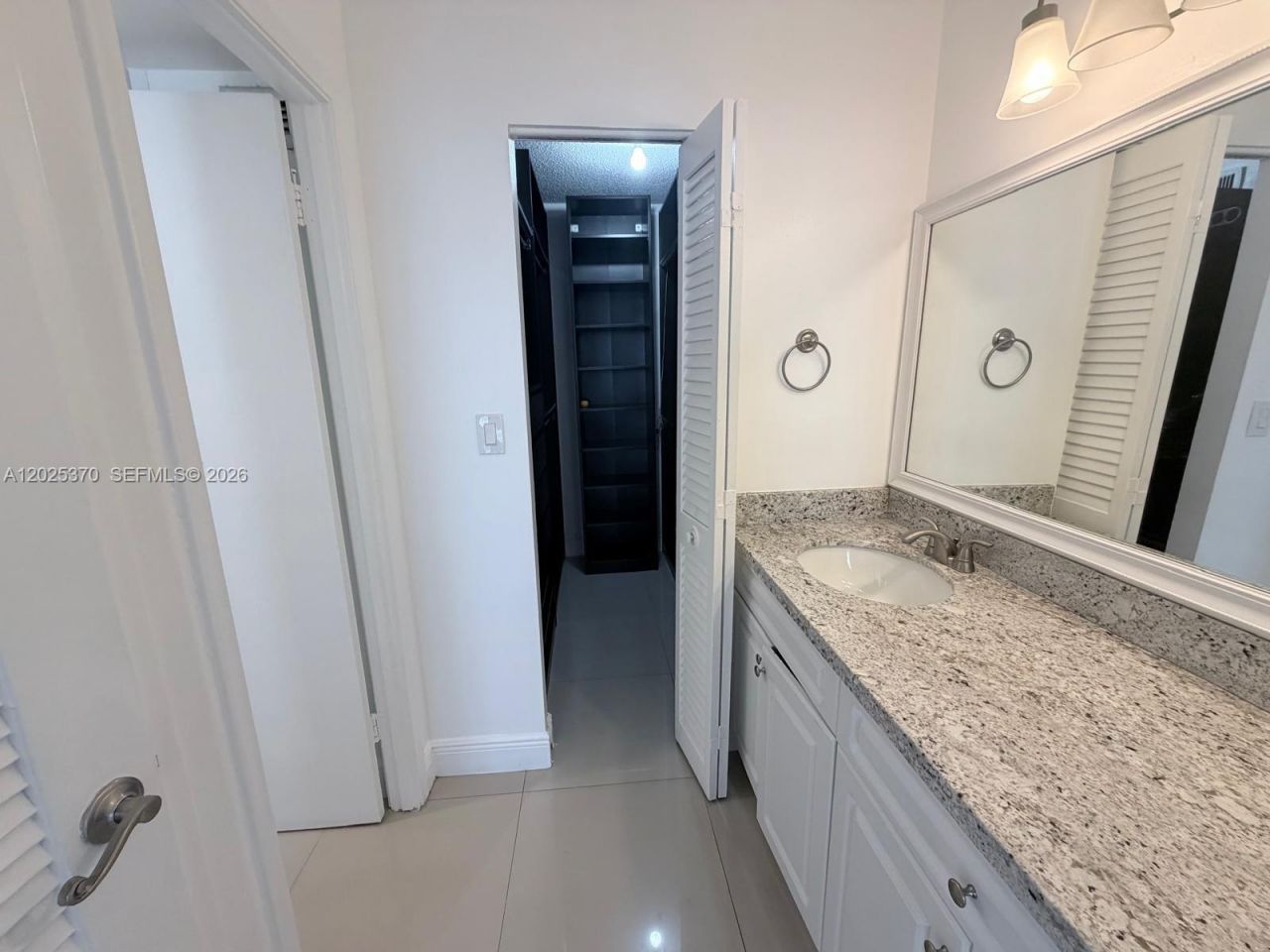 1825 S Ocean Dr , Unit 611, Hallandale Beach, FL 33009 Photo