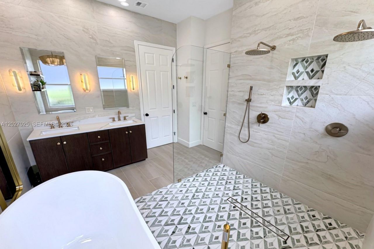 1453 SW 167th Ave , Pembroke Pines, FL 33027 Photo