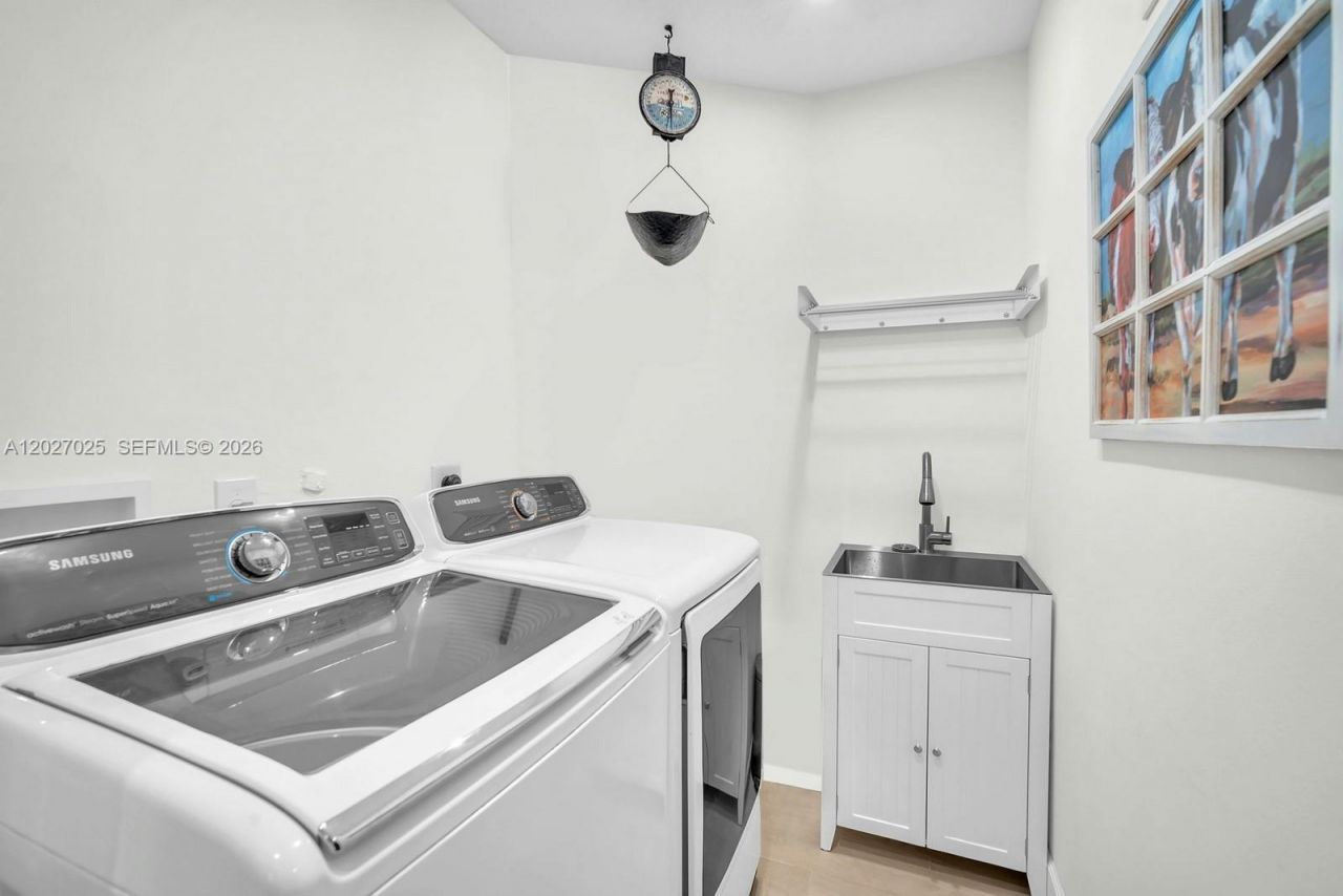 1453 SW 167th Ave , Pembroke Pines, FL 33027 Photo
