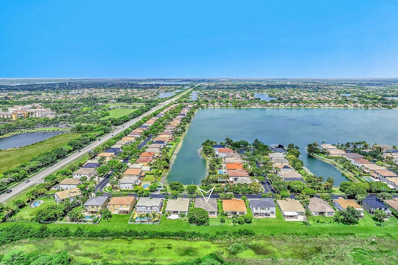 1453 SW 167th Ave , Pembroke Pines, FL 33027 Photo