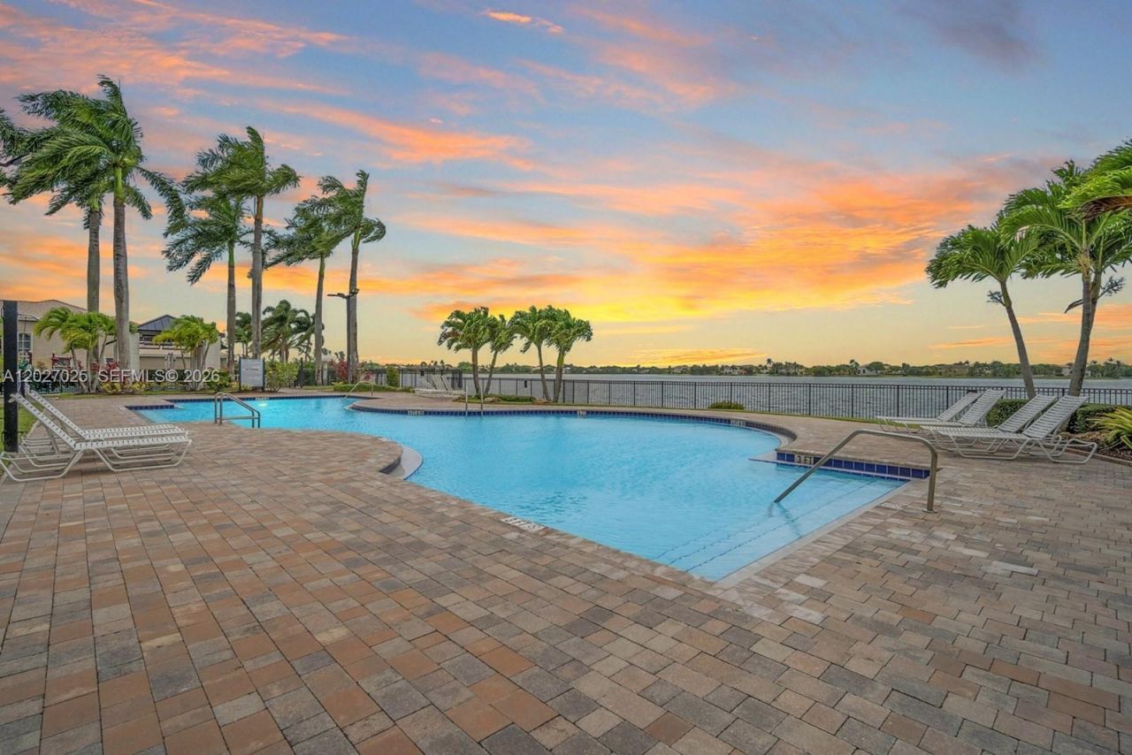 1453 SW 167th Ave , Pembroke Pines, FL 33027 Photo