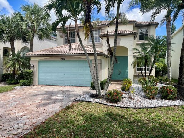 9869 Woodworth Ct , Wellington, FL 33414
