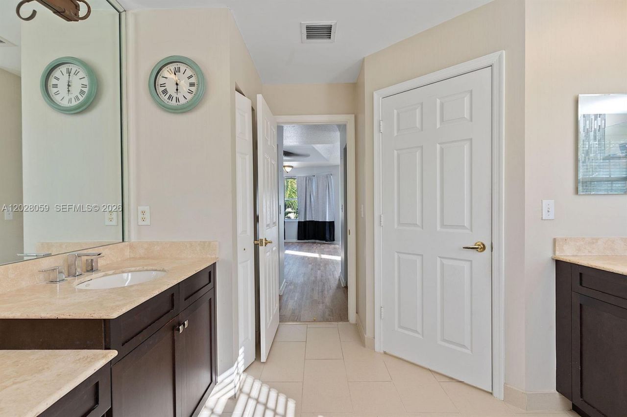 9869 Woodworth Ct , Wellington, FL 33414 Photo