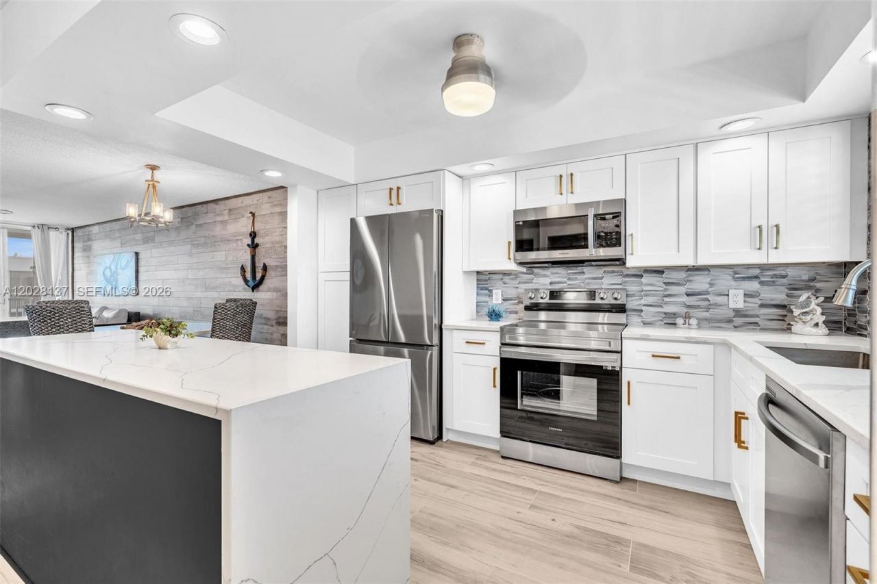 2018 S Federal Hwy , Unit 402, Boynton Beach, FL 33435 Photo