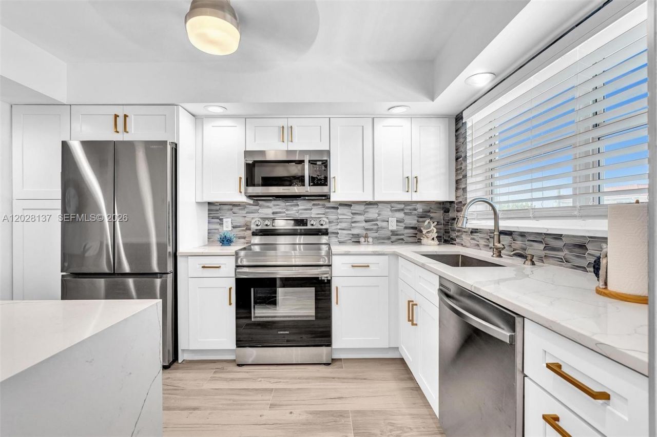 2018 S Federal Hwy , Unit 402, Boynton Beach, FL 33435 Photo