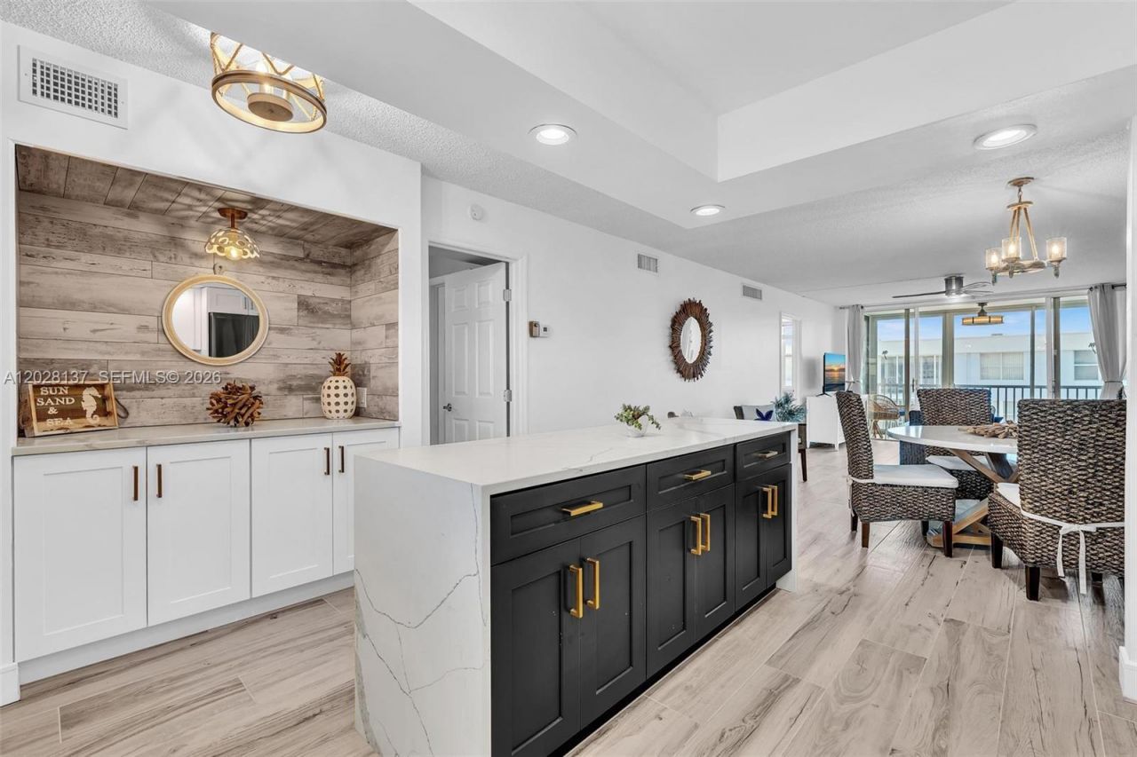 2018 S Federal Hwy , Unit 402, Boynton Beach, FL 33435 Photo