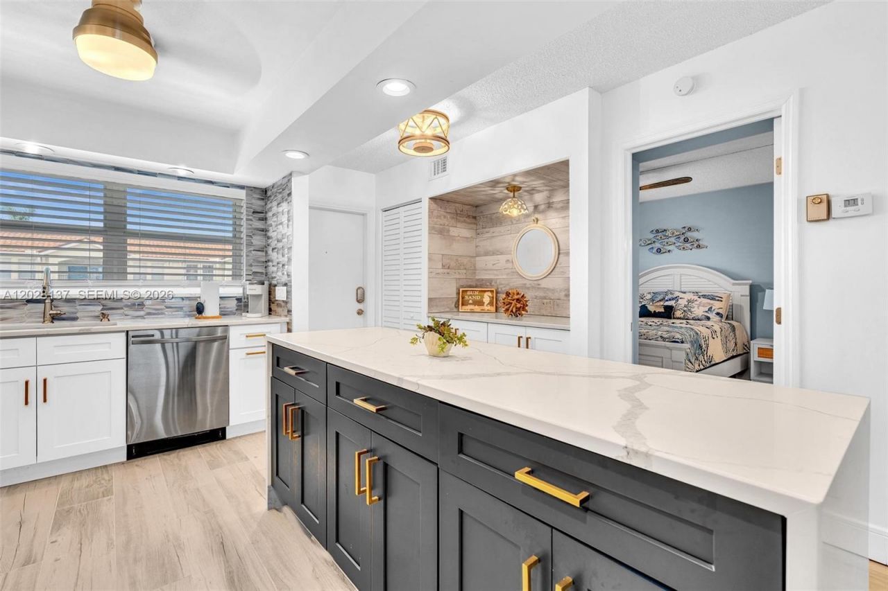 2018 S Federal Hwy , Unit 402, Boynton Beach, FL 33435 Photo