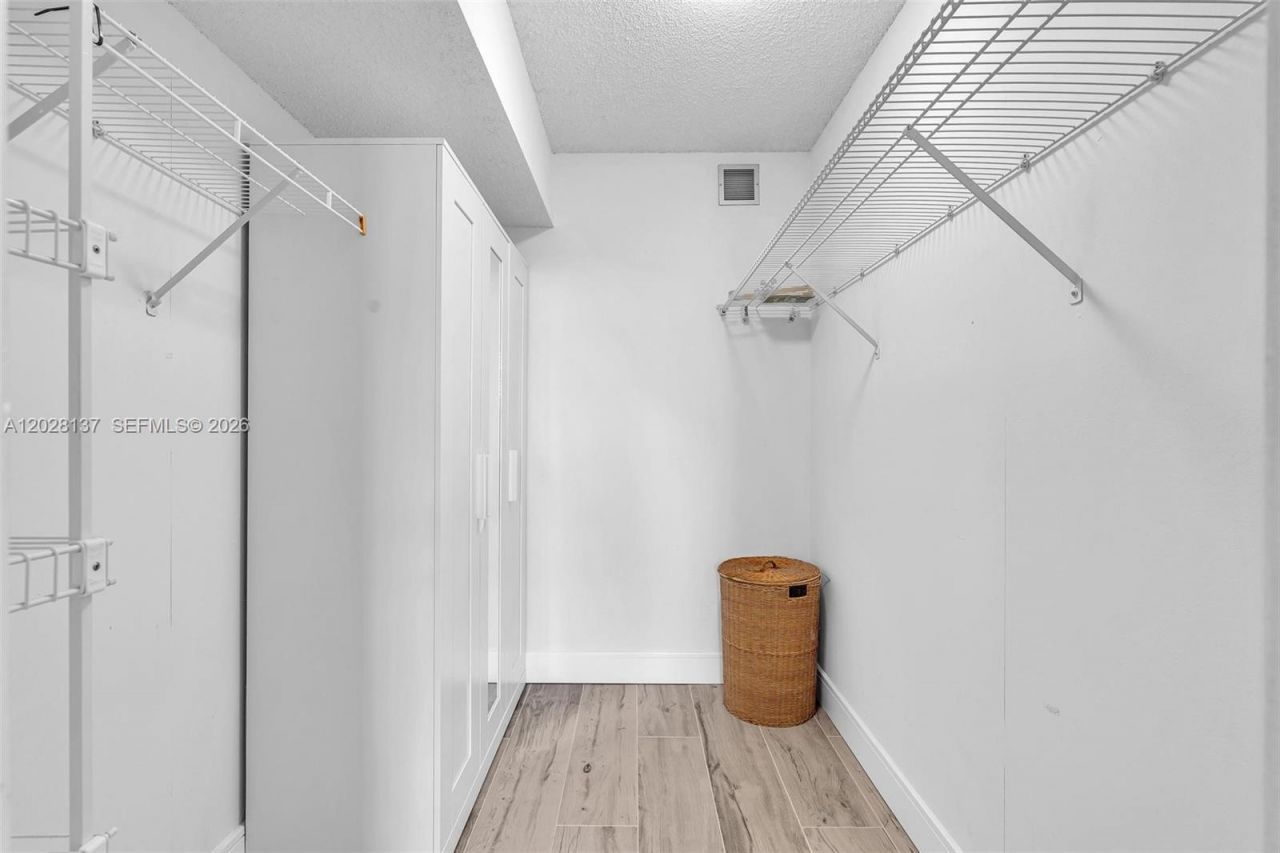 2018 S Federal Hwy , Unit 402, Boynton Beach, FL 33435 Photo